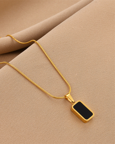 Onyx Edge Halsband